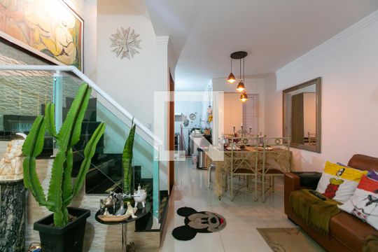 Sala de casa à venda com 2 quartos, 100m² em Itaquera, São Paulo