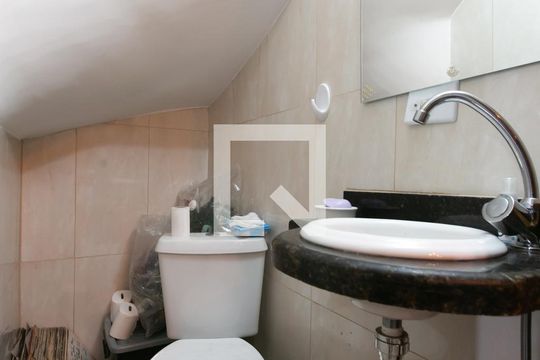 Lavabo de casa à venda com 2 quartos, 100m² em Itaquera, São Paulo