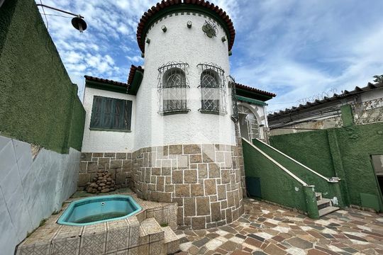 Fachada de casa à venda com 4 quartos, 299m² em Todos Os Santos, Rio de Janeiro