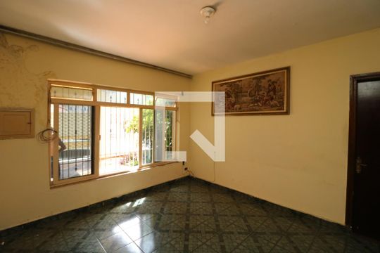 Casa à venda com 4 quartos, 250m² em Jardim Vila Formosa, São Paulo