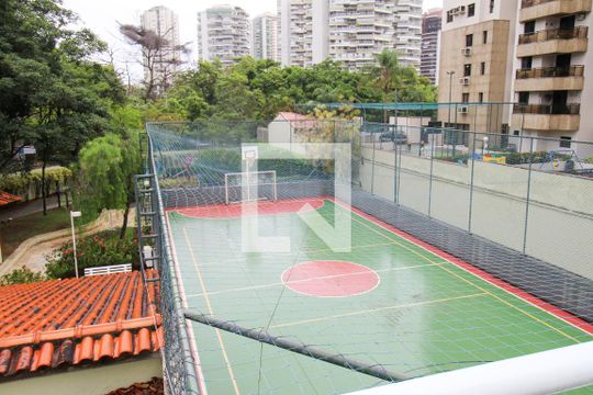 Área comum - Quadra de apartamento para alugar com 2 quartos, 70m² em Barra da Tijuca, Rio de Janeiro