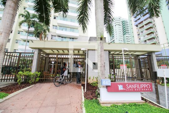Fachada de apartamento para alugar com 2 quartos, 70m² em Barra da Tijuca, Rio de Janeiro