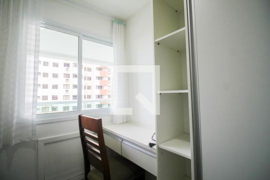 Quarto 2 de apartamento para alugar com 2 quartos, 70m² em Barra da Tijuca, Rio de Janeiro