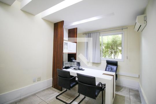 Área comum - Sala de Reunião de apartamento para alugar com 2 quartos, 70m² em Barra da Tijuca, Rio de Janeiro