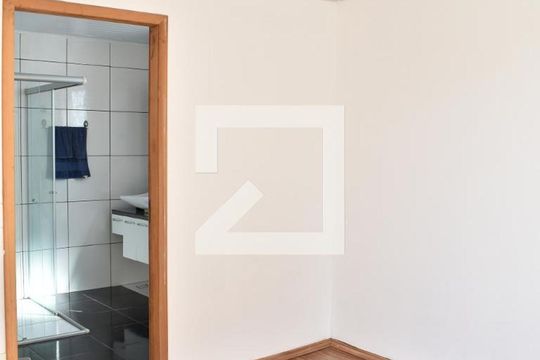 Suíte 4 de casa de condomínio para alugar com 3 quartos, 300m² em São Braz, Curitiba