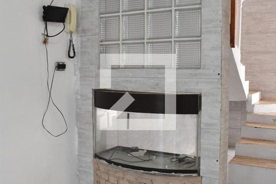 Sala - Aquário de casa de condomínio para alugar com 3 quartos, 300m² em São Braz, Curitiba