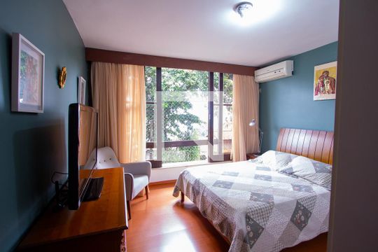 Quarto de casa de condomínio à venda com 3 quartos, 199m² em São Francisco, Niterói