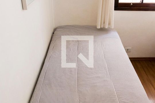 Quarto de casa à venda com 3 quartos, 163m² em Perdizes, São Paulo