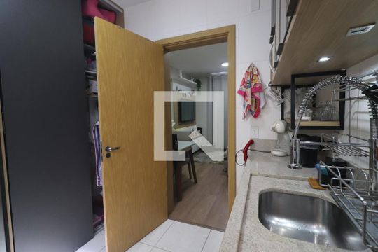 Cozinha de apartamento à venda com 2 quartos, 51m² em Liberdade, Novo Hamburgo