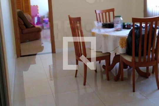 Casa à venda com 4 quartos, 214m² em Vila Pauliceia, São Paulo