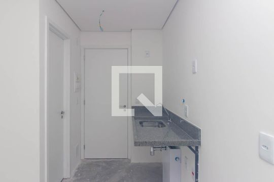 Cozinha de kitnet/studio à venda com 1 quarto, 26m² em República, São Paulo
