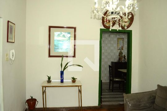 Sala de casa à venda com 3 quartos, 274m² em Cachoeirinha, Belo Horizonte