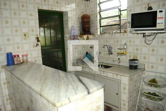 Cozinha de casa à venda com 3 quartos, 274m² em Cachoeirinha, Belo Horizonte