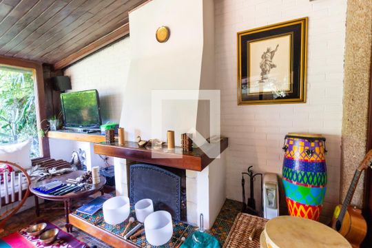 Sala 2 de casa à venda com 3 quartos, 400m² em Lapa, São Paulo