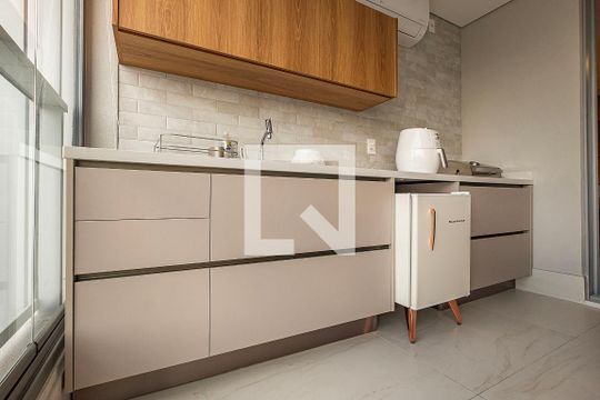 Varanda de apartamento à venda com 3 quartos, 124m² em Jardim Paulistano, São Paulo
