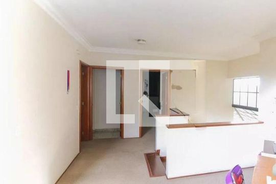 Apartamento à venda com 3 quartos, 215m² em Vila Suzana, São Paulo