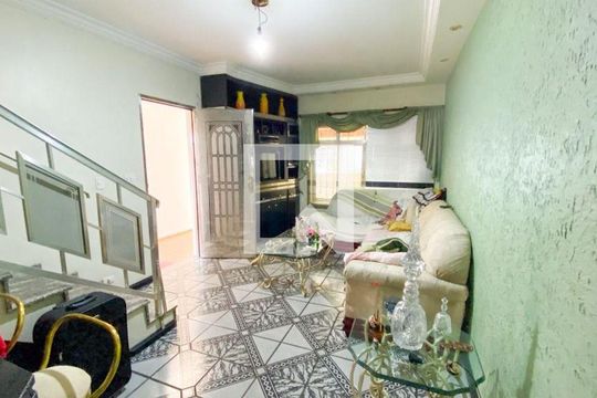 Casa à venda com 4 quartos, 205m² em Jabaquara, São Paulo