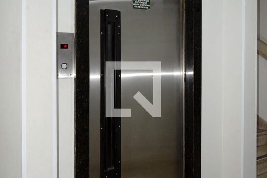 Área comum - Hall de entrada de apartamento à venda com 2 quartos, 69m² em Jardim Paulista, São Paulo