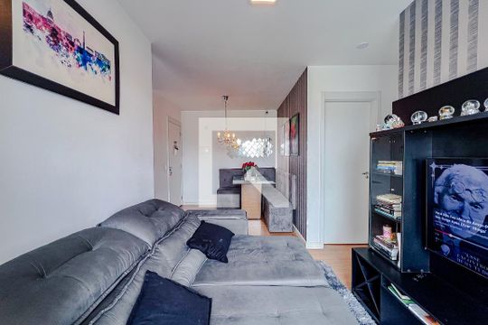 Sala de apartamento para alugar com 2 quartos, 46m² em Cambuci, São Paulo