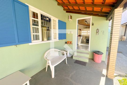 Quintal de casa para alugar com 3 quartos, 379m² em Ingleses Norte, Florianópolis