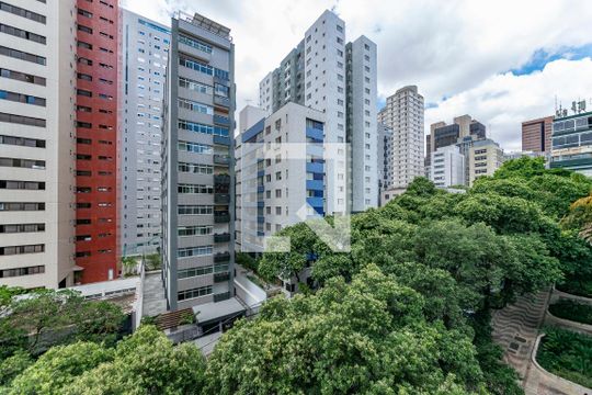 Varanda da Sala de apartamento à venda com 1 quarto, 47m² em Lourdes, Belo Horizonte
