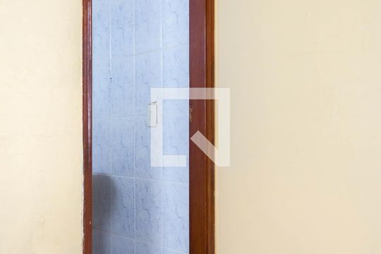 Quarto de Serviço de casa para alugar com 4 quartos, 125m² em Jardim Maria Adelaide, São Bernardo do Campo