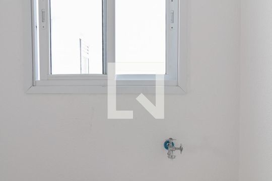 Área de Serviço de apartamento para alugar com 2 quartos, 40m² em Vila Sao Geraldo, São Paulo