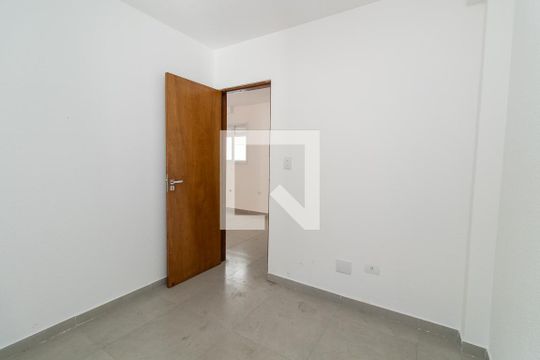 Quarto 1 de apartamento para alugar com 2 quartos, 40m² em Vila Sao Geraldo, São Paulo