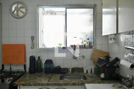 Cozinha de apartamento à venda com 3 quartos, 95m² em Vila Monte Alegre, São Paulo