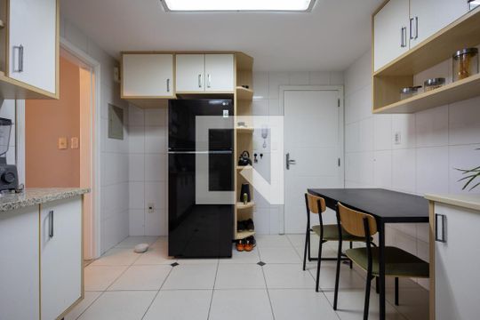 Cozinha de apartamento à venda com 3 quartos, 135m² em Tijuca, Rio de Janeiro