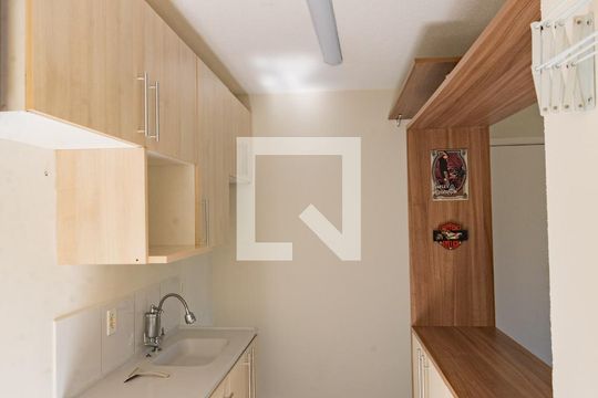 Cozinha de apartamento para alugar com 2 quartos, 45m² em Parque Prado, Campinas