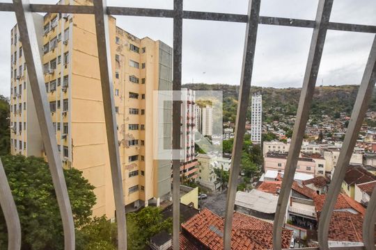 Quarto de apartamento para alugar com 2 quartos, 57m² em Santa Rosa, Niterói