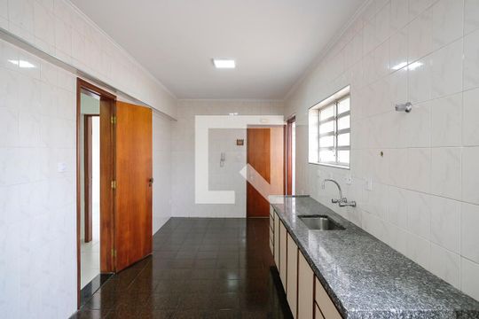 Cozinha de apartamento para alugar com 2 quartos, 78m² em Rudge Ramos, São Bernardo do Campo