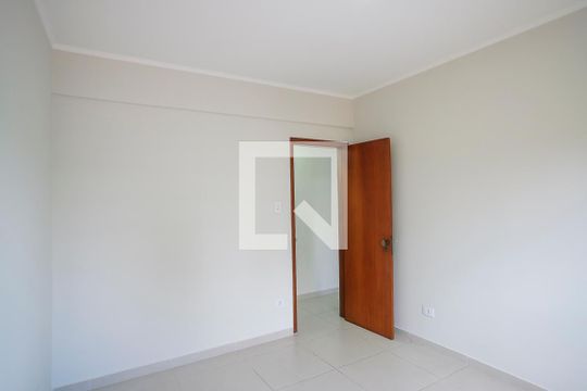 Quarto 1 de apartamento para alugar com 2 quartos, 78m² em Rudge Ramos, São Bernardo do Campo