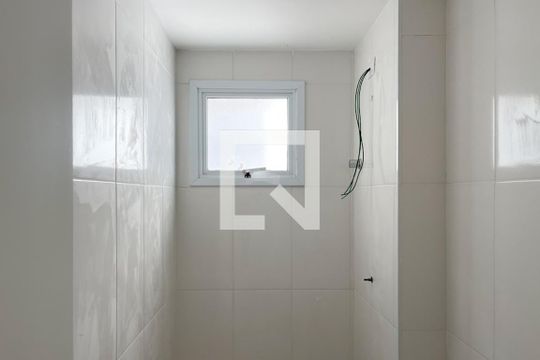 Banheiro Social de apartamento à venda com 2 quartos, 62m² em Baeta Neves, São Bernardo do Campo