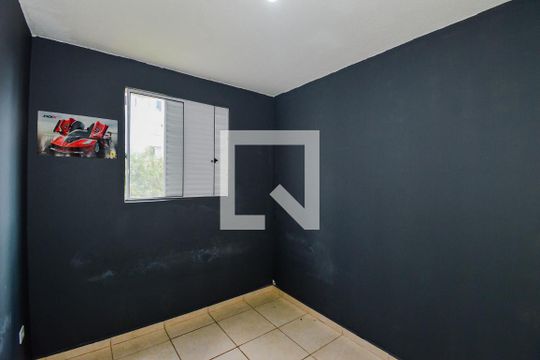 Quarto 2 de apartamento para alugar com 2 quartos, 47m² em Jardim Nova Cidade, Guarulhos