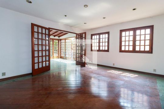 Sala de casa à venda com 5 quartos, 260m² em Jardim dos Estados, São Paulo