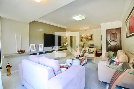 Sala de apartamento para alugar com 4 quartos, 160m² em Pituba, Salvador