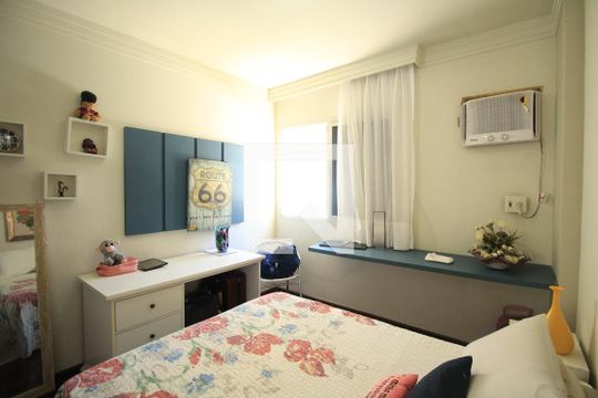 Quarto 3 de apartamento para alugar com 4 quartos, 160m² em Pituba, Salvador
