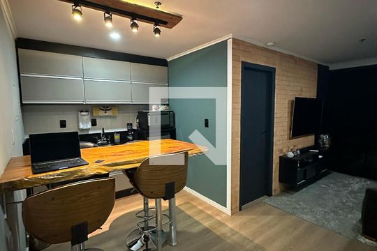 Apartamento para alugar com 1 quarto, 40m² em Vila Uberabinha, São Paulo