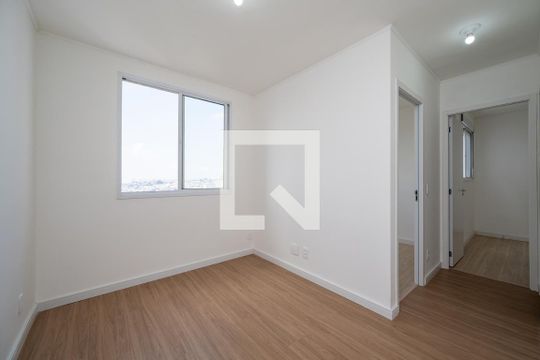 Apartamento para alugar com 2 quartos, 34m² em Vila Mira, São Paulo