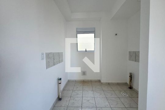 Cozinha de apartamento à venda com 2 quartos, 45m² em Campina, São Leopoldo