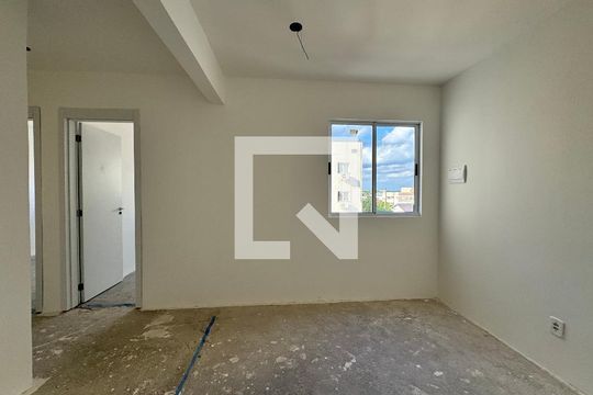 Sala de apartamento à venda com 2 quartos, 45m² em Campina, São Leopoldo