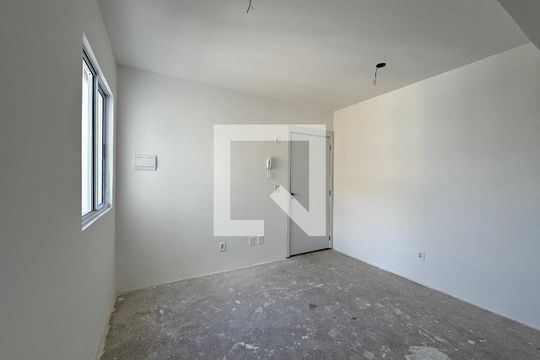 Sala de apartamento à venda com 2 quartos, 45m² em Campina, São Leopoldo
