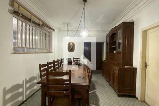 Casa à venda com 4 quartos, 360m² em Santa Tereza, Belo Horizonte