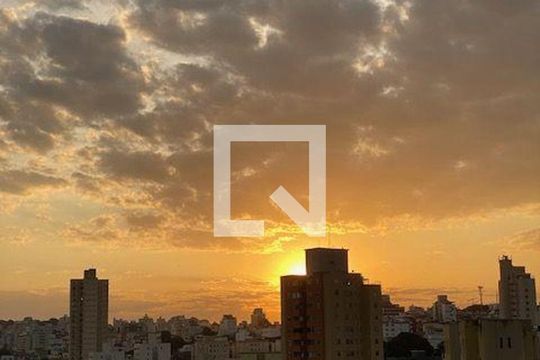 Casa à venda com 4 quartos, 360m² em Santa Tereza, Belo Horizonte