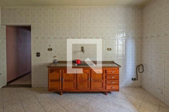 Cozinha 2 de casa à venda com 5 quartos, 360m² em Casa Verde Alta, São Paulo