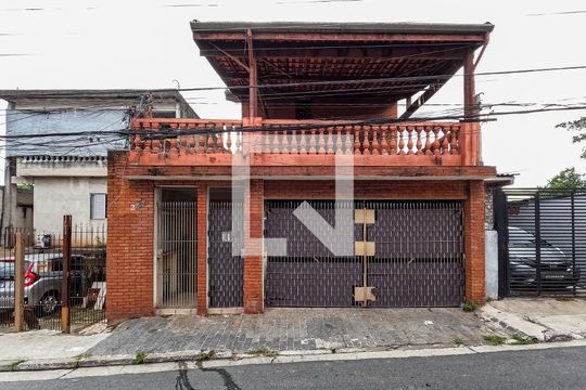 Fachada de casa à venda com 5 quartos, 360m² em Casa Verde Alta, São Paulo