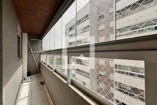 Sacada de apartamento à venda com 2 quartos, 65m² em Vila Metalúrgica, Santo André
