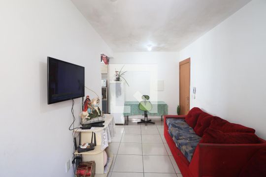 Sala de apartamento à venda com 2 quartos, 60m² em Olaria, Canoas
